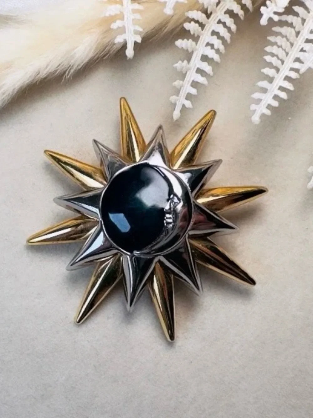 Vintage Liz Claiborne Celestial Sun Moon Brooch Pin Mixed Gold Silver Tone